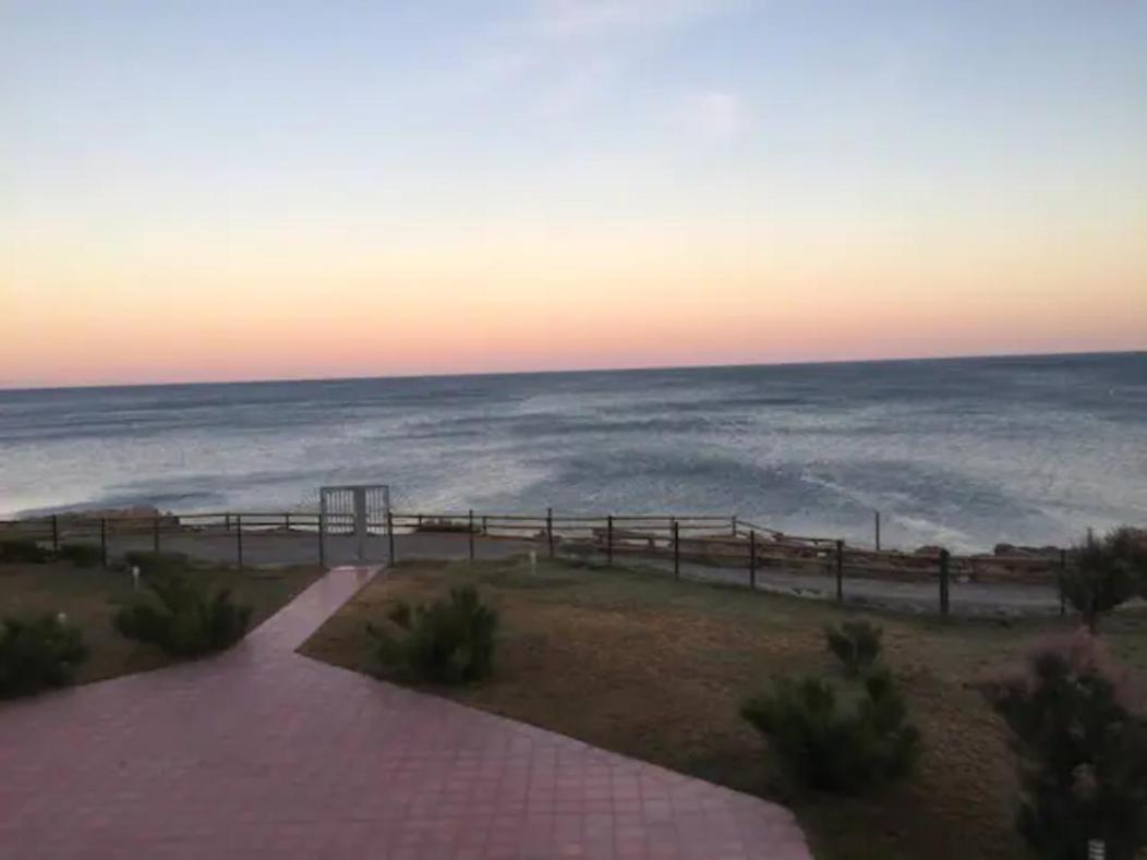 Abis Cap Corniche Sejour Cocooning Dans Un Coin De Paradis Sète Exterior foto